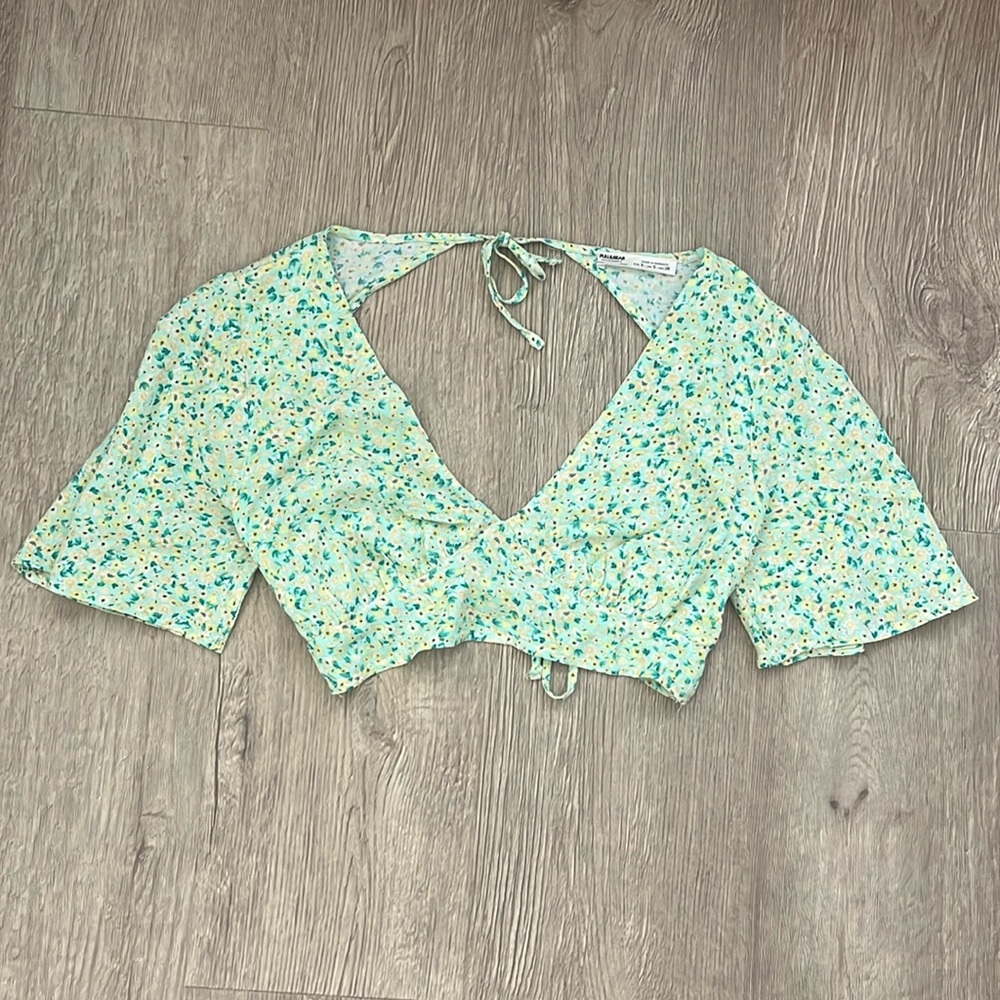Pull&Bear Crop Top